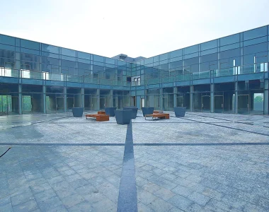 Paras-square-image-15