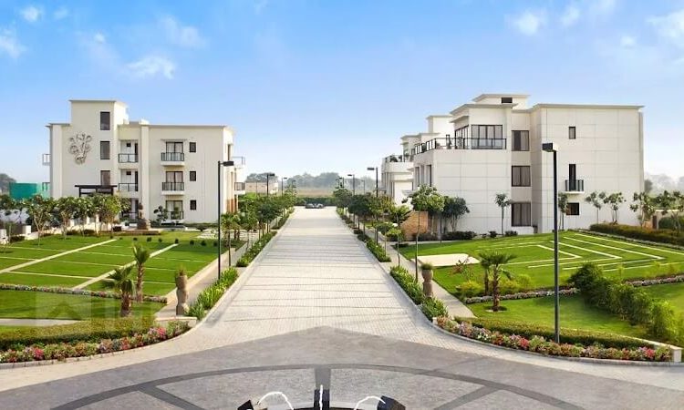 Axiom-bptp-astaire-gardens-sector-70a-gurgaon-highlight