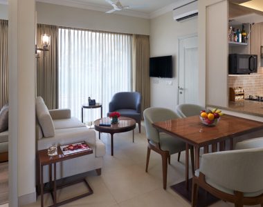 Central-park-flower-vally-sector-32-33-gurugram-kitchen-diningroom